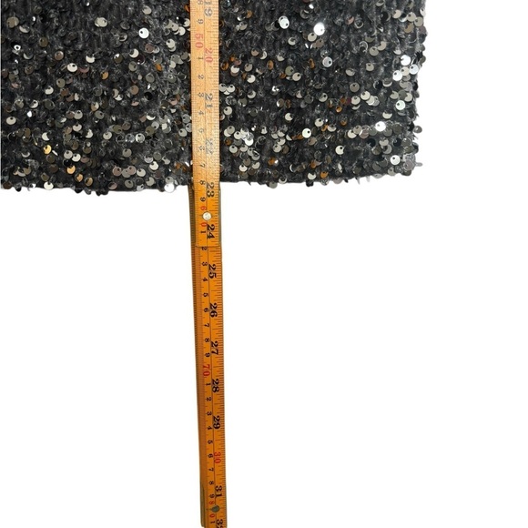 NWT Alex Marie Lia Sequin Velvet Top Silver Crew Neck Short Sleeve Size Large - Picture 9 of 10